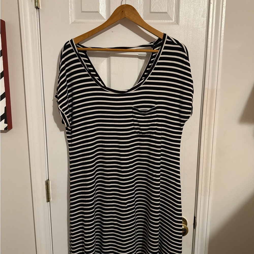 American Eagle Outfitters Black and White Striped Top